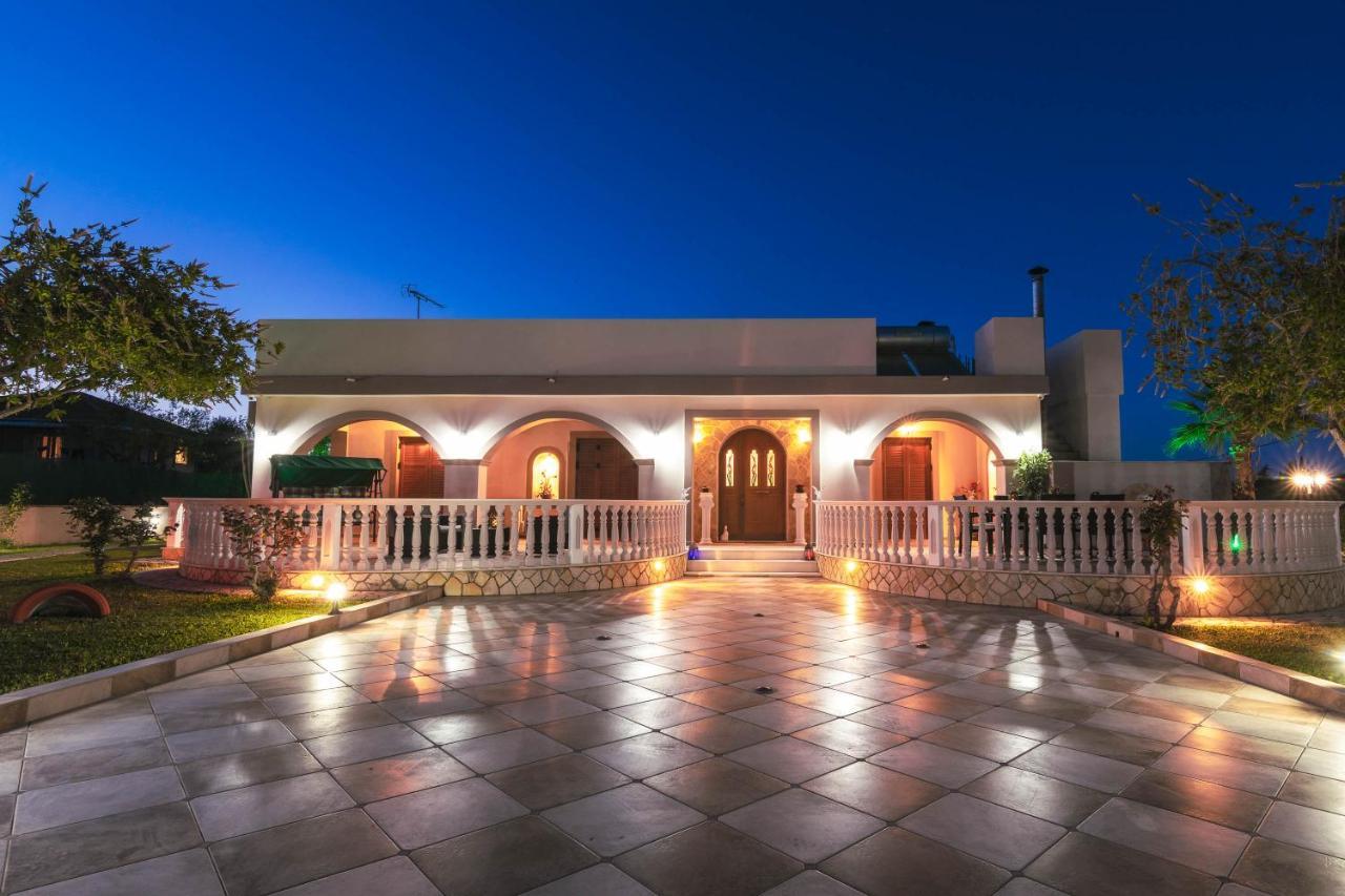 Fontana Villa